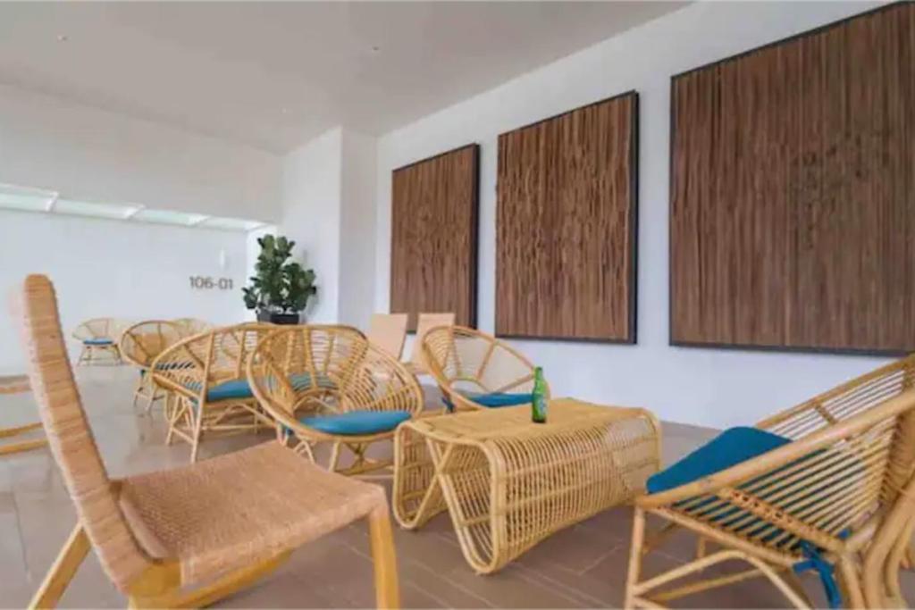 5 Stars Slightly Seaview By The Sea 6pax Batu Feringgi