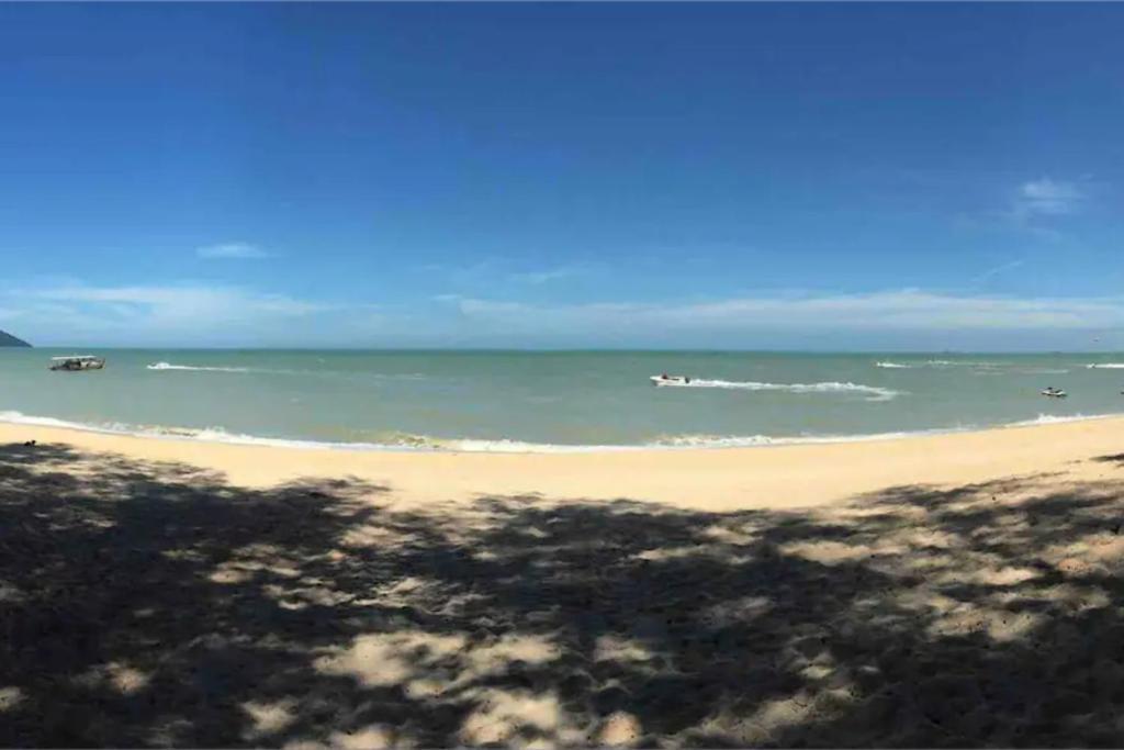 5 Stars Slightly Seaview By The Sea 6pax