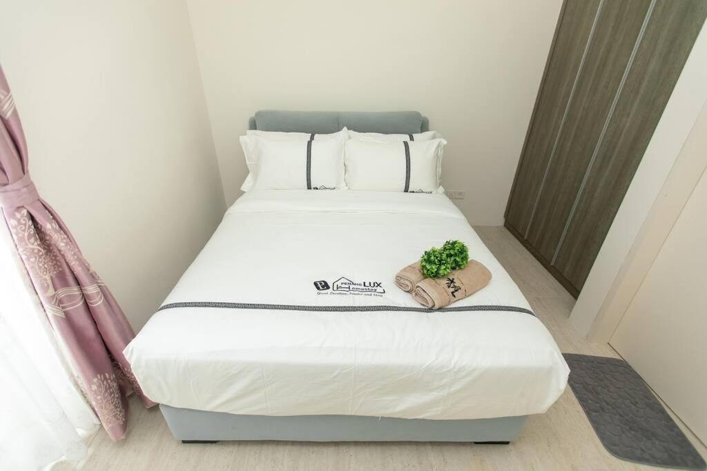 Apartment 5 Stars Slightly Seaview By The Sea 6pax *